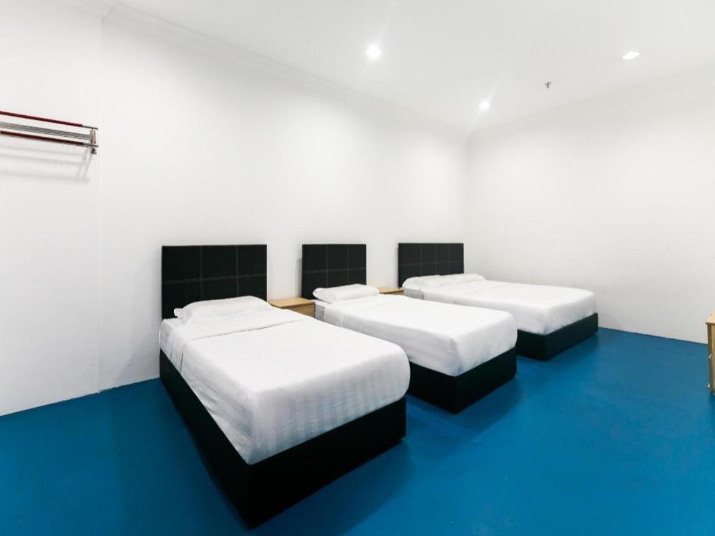 Spot On 89726 Capsule Inn Kota Kinabalu Exteriör bild