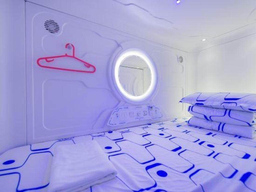 Spot On 89726 Capsule Inn Kota Kinabalu Exteriör bild