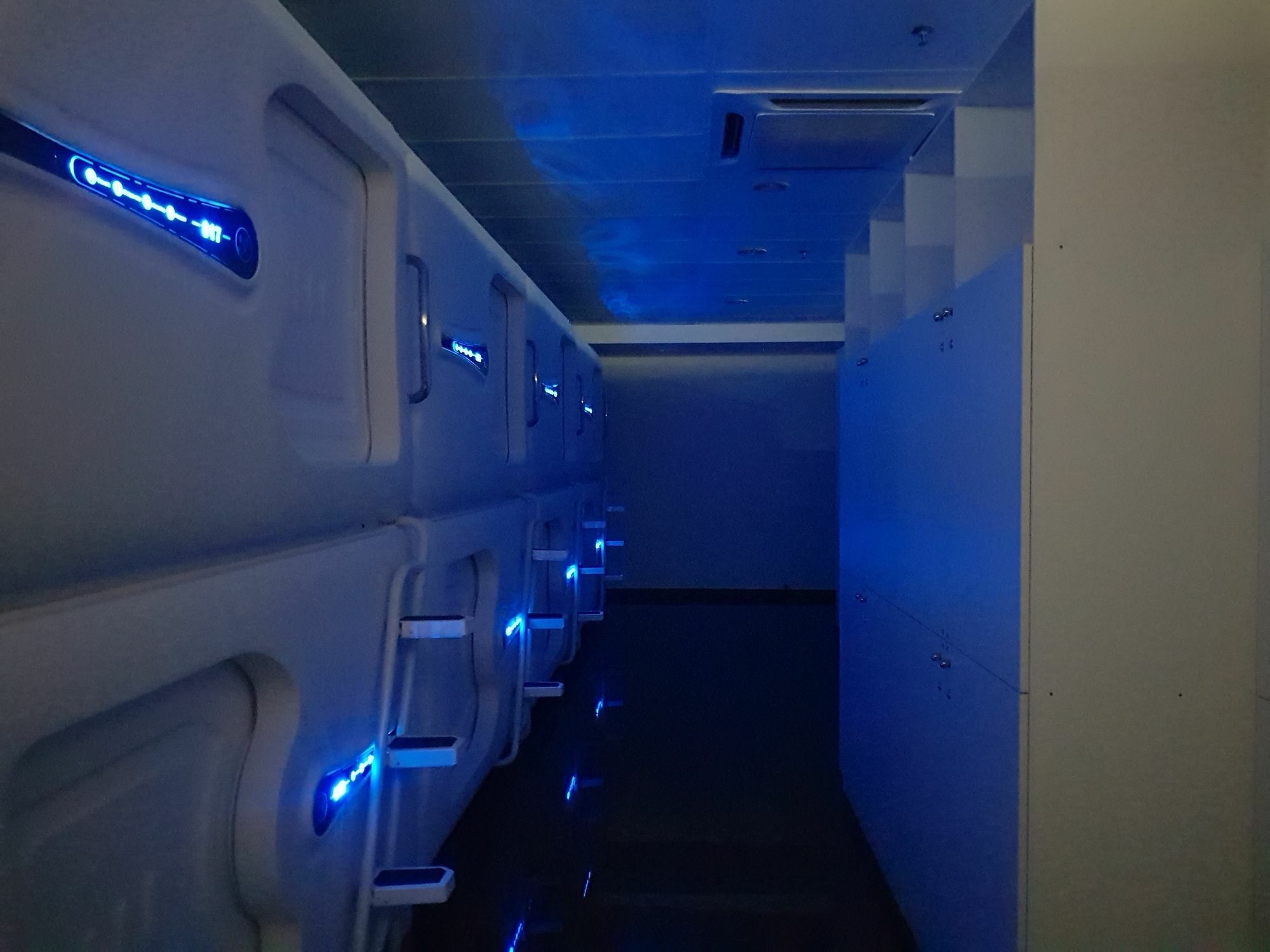Spot On 89726 Capsule Inn Kota Kinabalu Exteriör bild