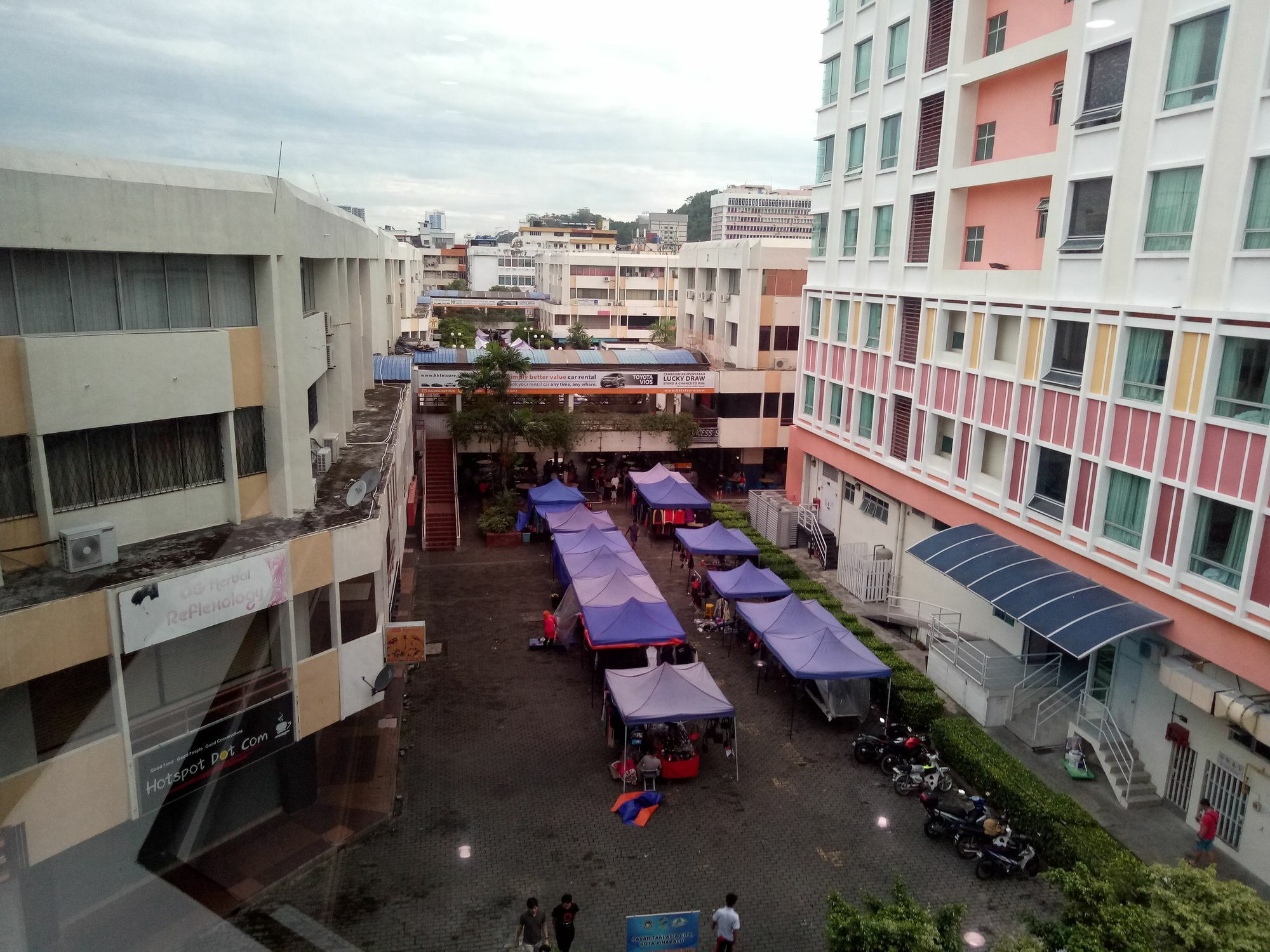 Spot On 89726 Capsule Inn Kota Kinabalu Exteriör bild